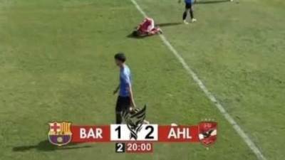 " الأهلي" يحقق فوزًا مستحقًًا بثنائية على "برشلونة"