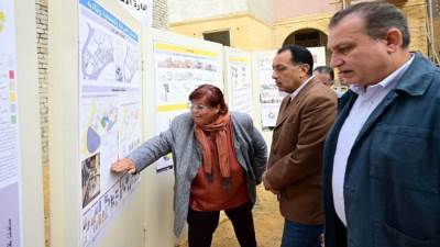 رئيس الوزراء يتفقد أعمال إعادة إحياء منطقة "درب اللبانة"