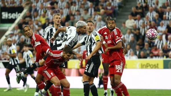 عاجل.. ليفربول يحسم موقعة الدراما أمام نيوكاسل بثلاثية قاتلة