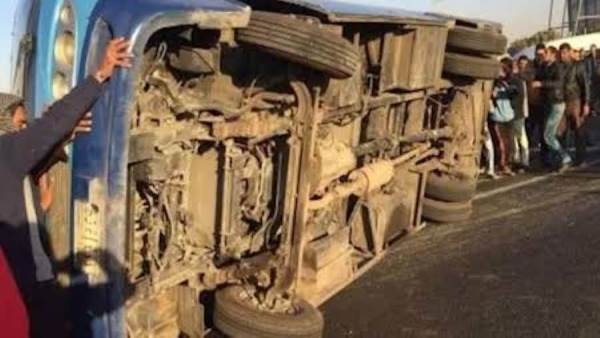 عاجل.. الصحة: إصابة 25 مواطنًا إثر انقلاب ميني باص تابع لوزارة الشباب