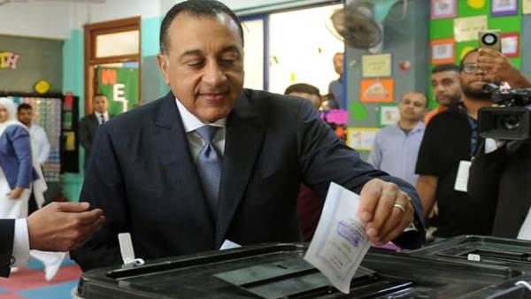 رئيس الوزراء يدلي بصوته في انتخابات مجلس النواب 2025