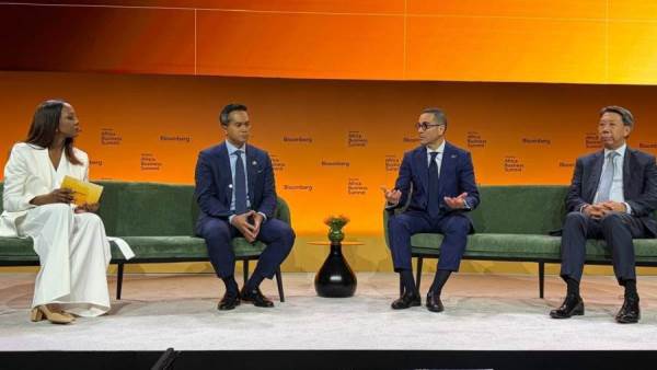 وزير الاستثمار في مقابلة مع "بلومبرج": نعمل على استعادة تدفقات الاستثمار الأجنبي المباشر بعد التحديات الأخيرة