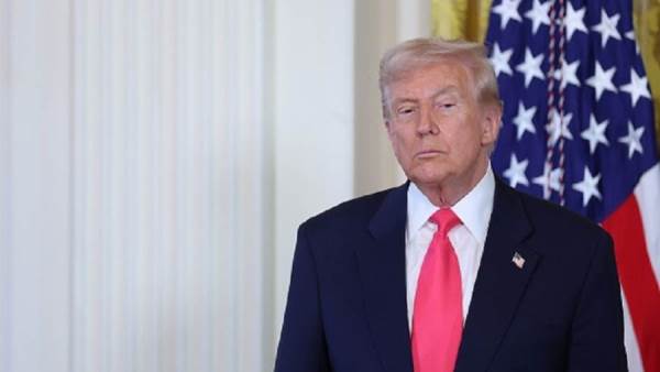 البيت الأبيض: ترامب محبط من رفض روسيا وأوكرانيا خطة السلام