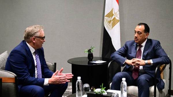 مدبولى يلتقي مسؤولي "أنجلو جولد أشانتي" المستثمرة بـ"منجم السكري للذهب