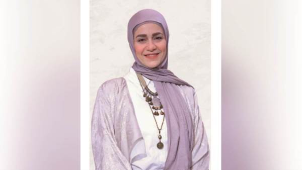 نورهان الشيخ تقدم "قصة من نور" على شاشة النهار