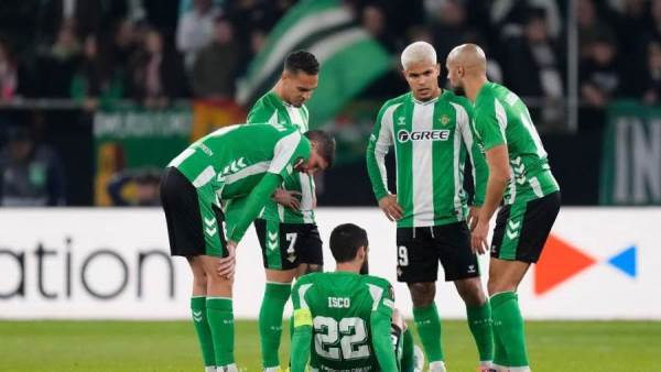 بيتيس يعبر أوتريخت في الدوري الأوروبي