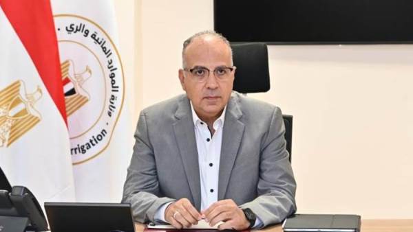 وزير الري يتابع إجراءات تدريب العاملين على التطبيقات الرقمية والتكنولوجيا فى إدارة المياه