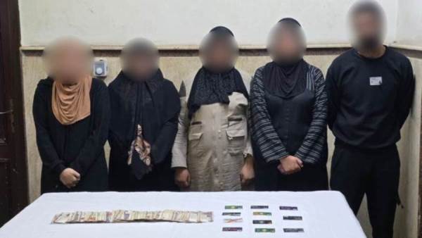 سقوط "عصابة المغافلة" بالإسكندرية.. استهداف كبار السن وسرقة بطاقاتهم البنكية