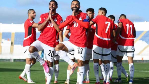 "الفراعنة والنسور".. منتخب مصر يواجه نيجيريا في البروفة الأخيرة قبل "الكان"